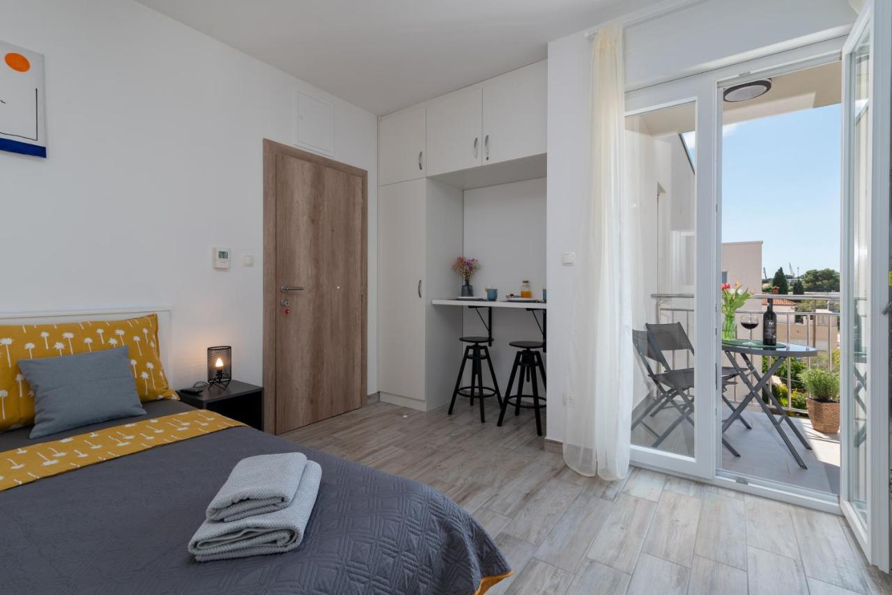 Apartmani Luce Trogir Buitenkant foto