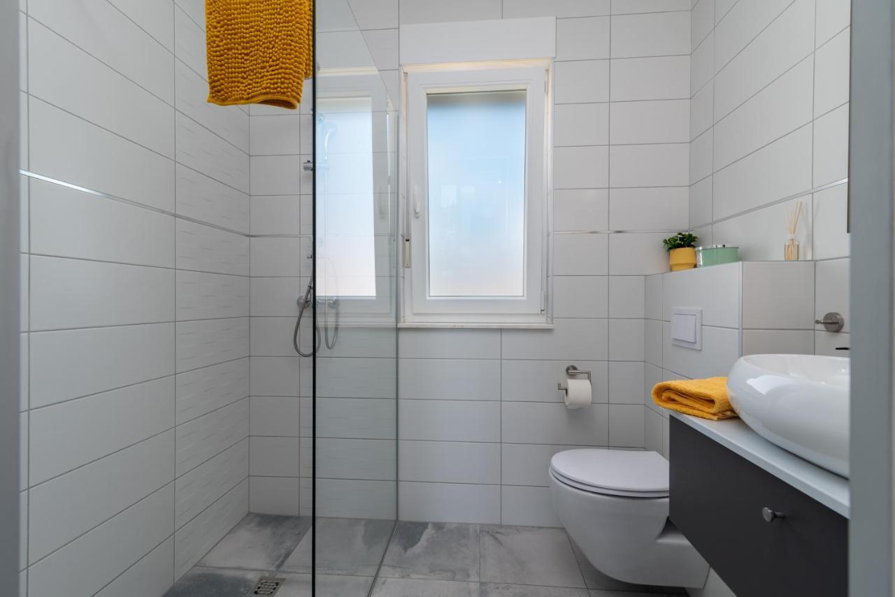 Apartmani Luce Trogir Buitenkant foto